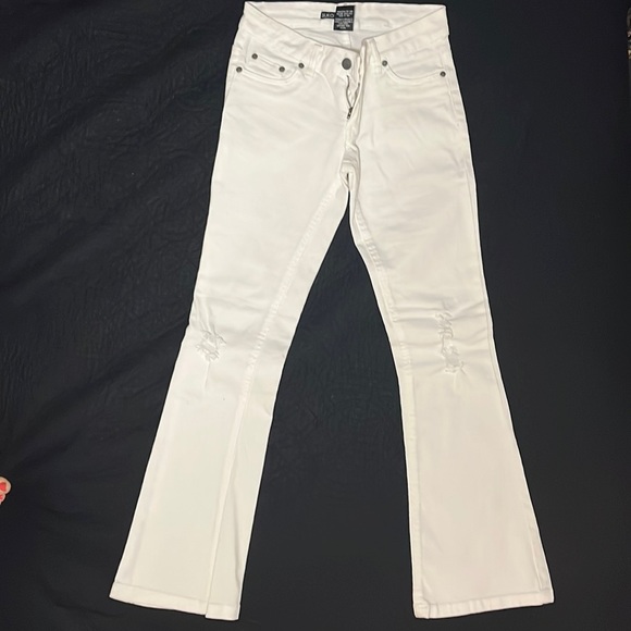 White flared jeans - Picture 1 of 8